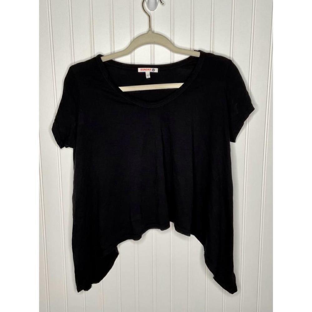 Women's Sundry Black Cropped asymmetrical T-Shirt Size 1